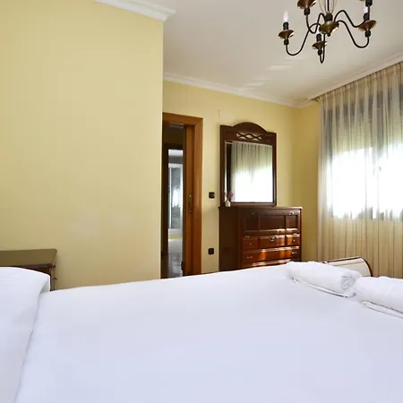 Privado Con Jardin Cerca De La Playa En Holiday home Villaviciosa (Asturias)